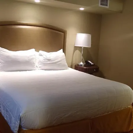 Suites At Jockey Club-3